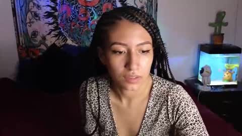 Snapshot of tony_and_sophia chatting on February 4, 2026, 12:05 am Sophia Tony online show from February 4, 2026, 12:05 am