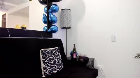 Snapshot of tony_muscle1 chatting on December 28, 2024, 2:11 am tony muscle1 online show from December 28, 2024, 2:11 am