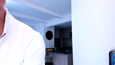 Snapshot of tony_muscle1 chatting on January 24, 2025, 9:47 pm tony muscle1 online show from January 24, 2025, 9:47 pm