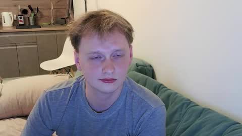 Snapshot of tony_tonka chatting on October 19, 2025, 12:44 am Tony online show from October 19, 2025, 12:44 am