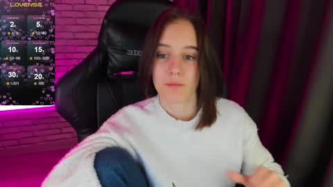 tonya_gray online show from December 13, 2024, 7:58 am