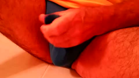 Snapshot of tonymcfly99 chatting on October 5, 2025, 2:43 am tonymcfly99 online show from October 5, 2025, 2:43 am