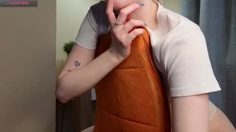 Hey hey Im Megan Pvt open. Im very glad to see you here online show from February 1, 2025, 9:11 am