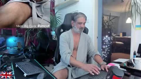 topalphaboss online show from December 16, 2025, 12:59 am