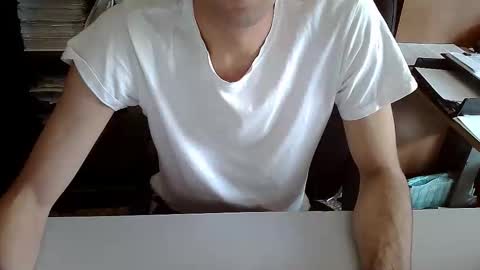 Snapshot of topg84 chatting on September 28, 2025, 12:21 pm Topg84 online show from September 28, 2025, 12:21 pm