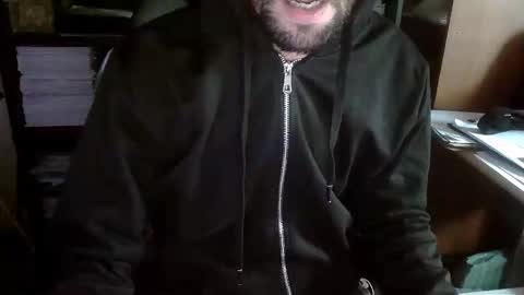 Snapshot of topg84 chatting on October 26, 2025, 8:20 am Topg84 online show from October 26, 2025, 8:20 am