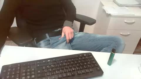 Topg84 online show from December 19, 2025, 6:37 pm