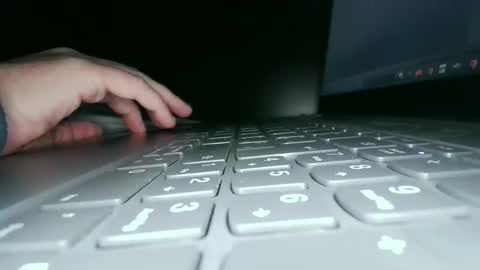 toponipi10 online show from January 5, 2025, 3:13 pm