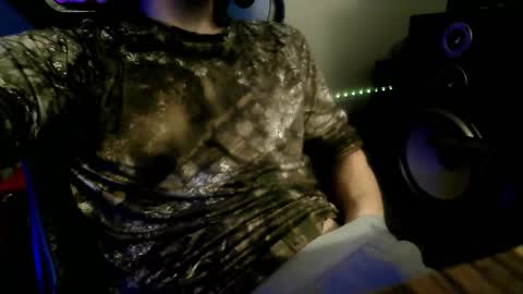 topplesstable18075 online show from January 16, 2026, 6:17 am