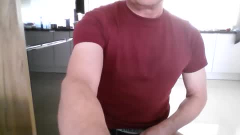 topsecreton online show from April 15, 2026, 8:10 am