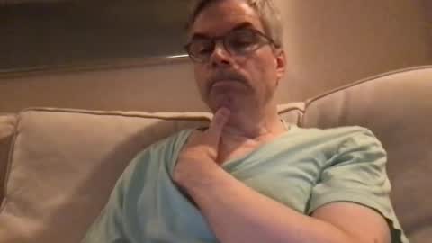 Snapshot of topspin69 chatting on November 10, 2025, 4:33 am topspin69 online show from November 10, 2025, 4:33 am