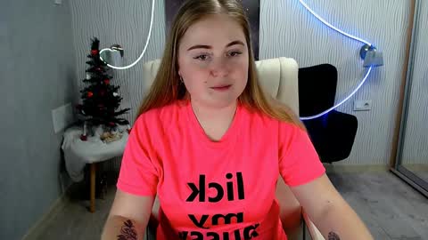 Snapshot of tori_blond chatting on December 23, 2024, 11:04 am tori_blond online show from December 23, 2024, 11:04 am