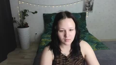 Snapshot of tori_sweet_tori chatting on June 10, 2026, 2:45 am Tori online show from June 10, 2026, 2:45 am
