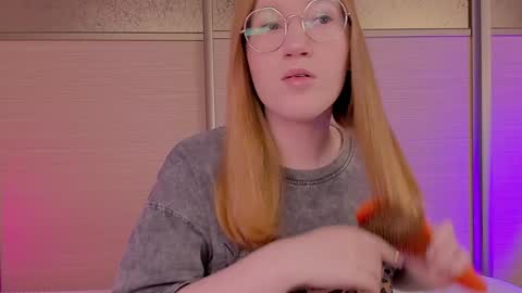 Snapshot of tori_the_witch chatting on January 25, 2025, 5:07 am Tori online show from January 25, 2025, 5:07 am