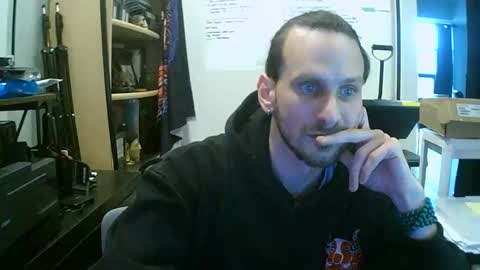 Snapshot of tornado2156 chatting on March 5, 2025, 9:04 pm Tornado2156 online show from March 5, 2025, 9:04 pm