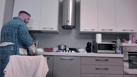 Snapshot of toro_arrapato chatting on December 10, 2024, 3:44 pm toro_arrapato online show from December 10, 2024, 3:44 pm