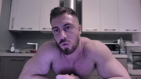 Snapshot of toro_arrapato chatting on December 19, 2024, 3:18 am toro_arrapato online show from December 19, 2024, 3:18 am