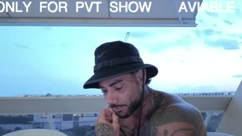 toro_arrapato online show from August 1, 2026, 7:24 pm