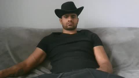 Snapshot of toronto029 chatting on November 3, 2025, 4:41 pm hassanfunn at g m ail only local and clean no males online show from November 3, 2025, 4:41 pm