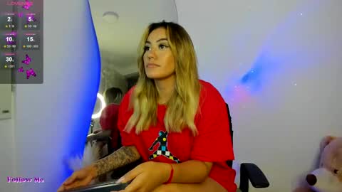 Snapshot of torycooper chatting on March 5, 2025, 12:59 am TORY COOPER online show from March 5, 2025, 12:59 am