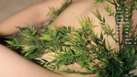 Toshi online show from April 16, 2026, 1:01 pm