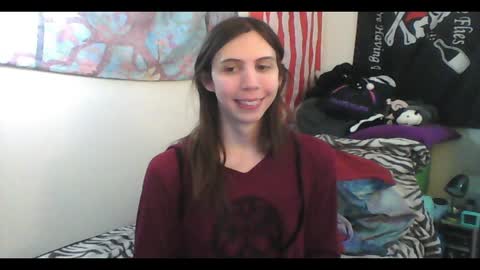 Luna online show from January 6, 2025, 12:05 am