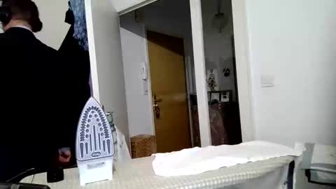 Iron Bro online show from December 2, 2025, 12:49 am