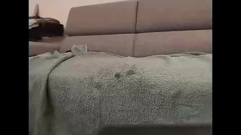 Snapshot of totomt chatting on December 3, 2025, 1:57 am Iron Bro online show from December 3, 2025, 1:57 am