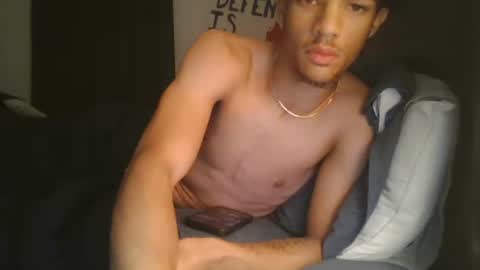 Snapshot of totxxx335 chatting on September 28, 2025, 7:36 am totxxx335 online show from September 28, 2025, 7:36 am