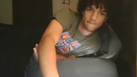 Snapshot of totxxx335 chatting on October 2, 2025, 5:36 am totxxx335 online show from October 2, 2025, 5:36 am