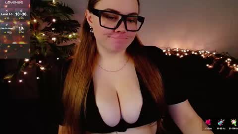 Snapshot of touch_m3 chatting on December 6, 2024, 8:37 am online show from December 6, 2024, 8:37 am