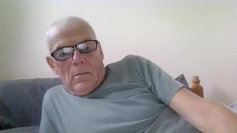 Snapshot of touche5656607203 chatting on October 22, 2025, 8:36 am touche5656607203 online show from October 22, 2025, 8:36 am