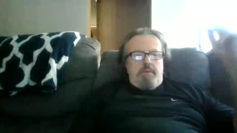 Snapshot of touchit9923 chatting on October 3, 2025, 6:49 pm jim online show from October 3, 2025, 6:49 pm