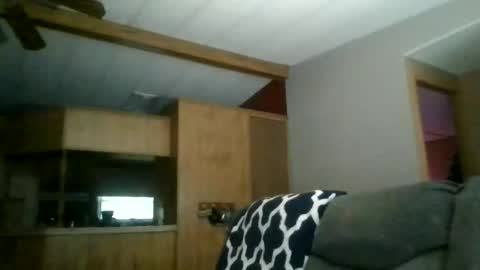 Snapshot of touchit9923 chatting on October 20, 2025, 12:27 pm jim online show from October 20, 2025, 12:27 pm