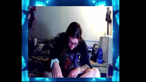 Snapshot of toxiclove1311 chatting on October 13, 2025, 1:16 am Toxiclove1311 online show from October 13, 2025, 1:16 am