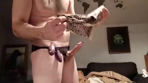 trackisback online show from December 14, 2025, 3:12 am