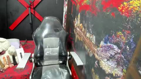 tracy_ks online show from October 14, 2025, 3:29 am