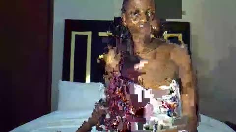 Snapshot of tracyvibes chatting on October 26, 2025, 6:25 pm Flavia online show from October 26, 2025, 6:25 pm