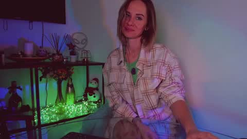 Snapshot of trafka_murafka chatting on January 15, 2025, 12:30 am Hey my name is Kiri Kiri online show from January 15, 2025, 12:30 am