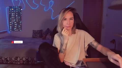 Hey my name is Kiri Kiri online show from November 24, 2025, 10:59 am