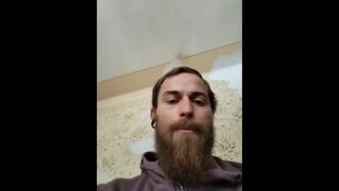 Snapshot of tralalabala chatting on February 21, 2025, 10:50 am Tralalabala online show from February 21, 2025, 10:50 am