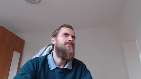 Snapshot of tralalabala chatting on October 5, 2025, 3:10 pm Tralalabala online show from October 5, 2025, 3:10 pm