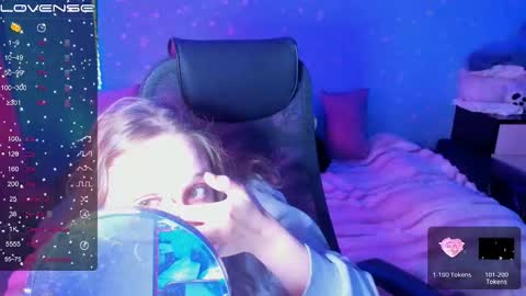 Kate online show from September 20, 2025, 6:47 am