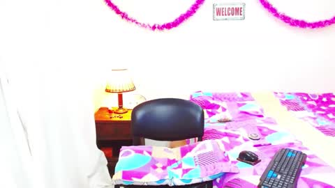 Luna online show from December 28, 2024, 12:15 am