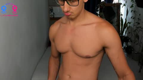 travis bakerr online show from February 25, 2025, 7:47 pm