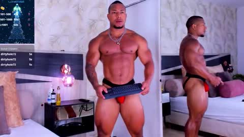 Travis online show from December 21, 2025, 3:52 pm