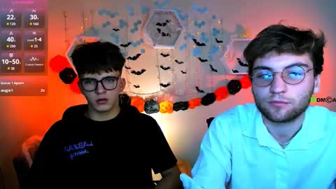 Snapshot of travis_wolf_ chatting on October 25, 2025, 7:19 pm Travis online show from October 25, 2025, 7:19 pm