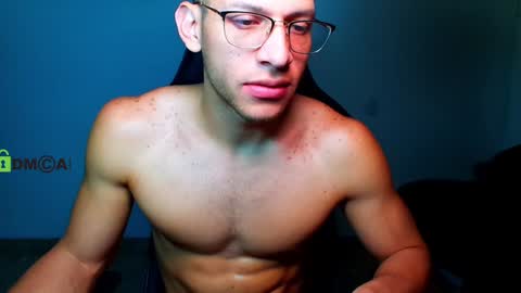 TRAVIS. online show from December 12, 2024, 1:10 am