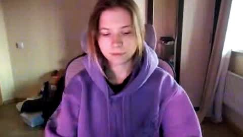 Snapshot of travisroule chatting on November 22, 2025, 1:10 pm Lisa online show from November 22, 2025, 1:10 pm