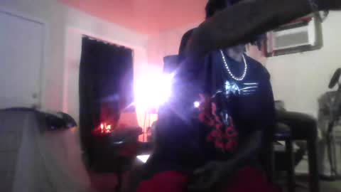 Snapshot of tray713152 chatting on June 13, 2026, 1:58 am 10Thickness online show from June 13, 2026, 1:58 am